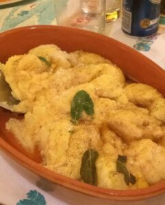 72640177_3041353342548284_7654743362087419904_o-1