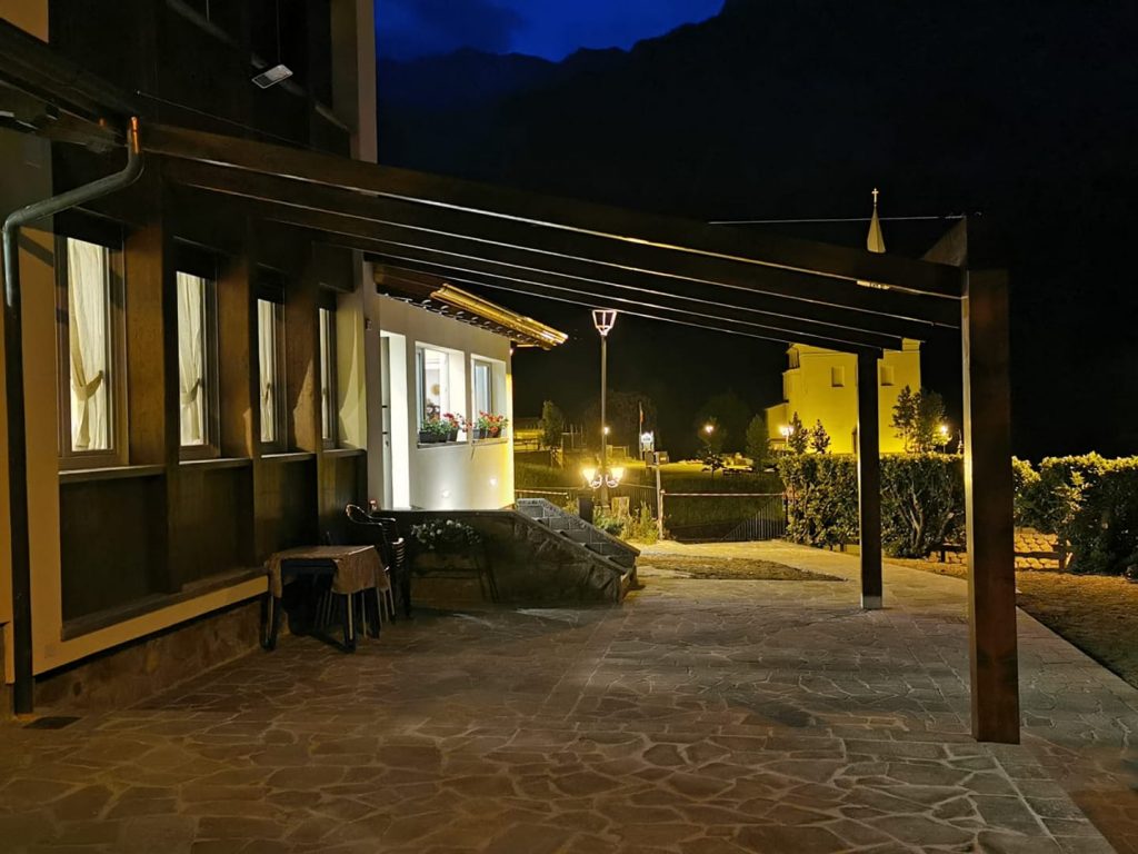 La-mela-esterno-presentazione-2-1024x768