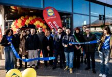 Villa d’Almè, inaugurato il nuovo supermercato Lidl: aperto ogni giorno fino alle 22